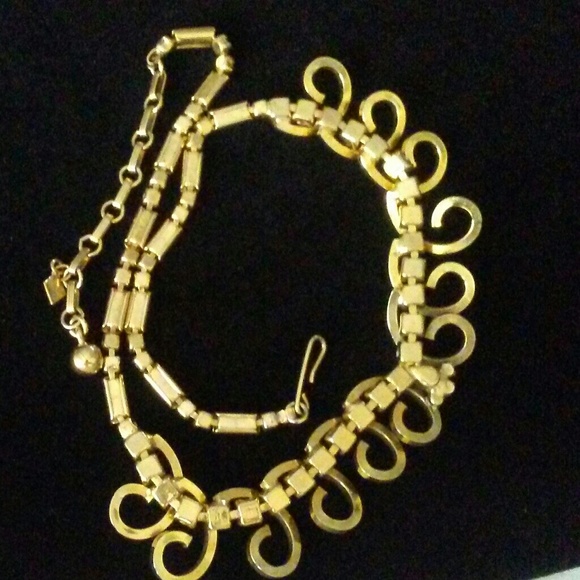✴️vtg Sarah Coventry swirl choker - Picture 5 of 5